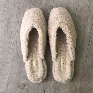 Yosi Samra Valentina Mules